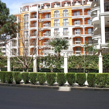 Lvv Palace Apartment Napospart Kültér fotó
