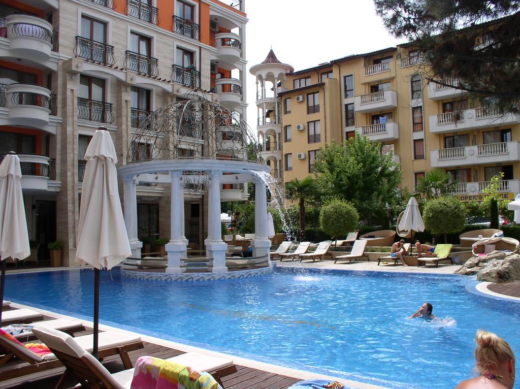 Lvv Palace Apartment Napospart Kültér fotó