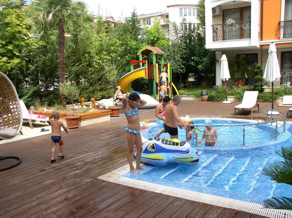 Lvv Palace Apartment Napospart Kültér fotó