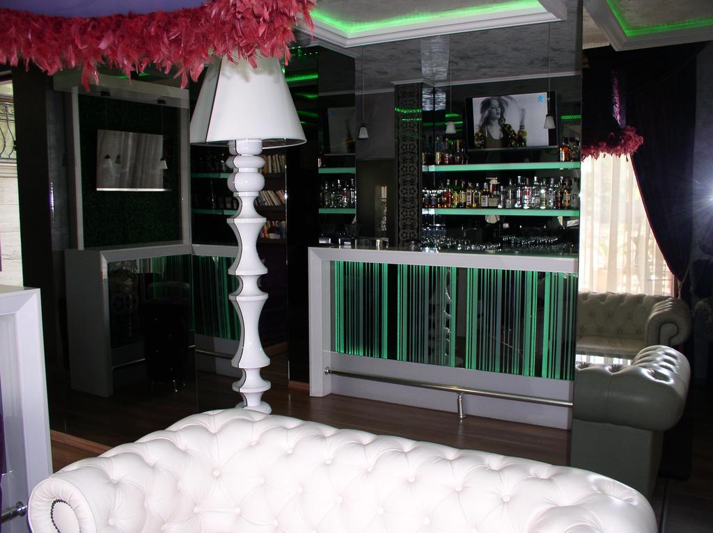 Lvv Palace Apartment Napospart Kültér fotó